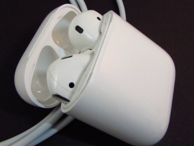 AirPods